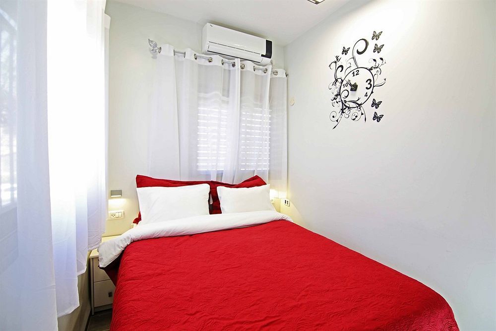 Sea Plaza Hotel Haifa Bagian luar foto